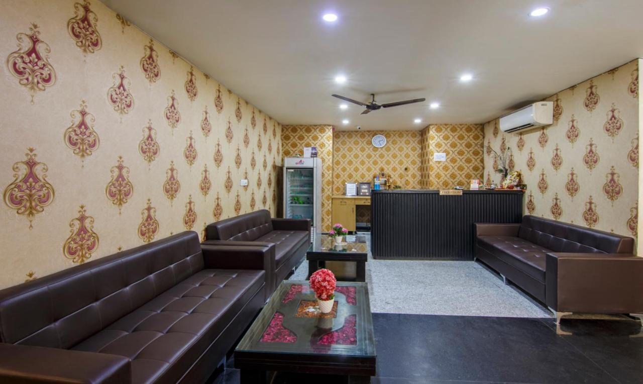 Hotel Treebo Noida Express Extérieur photo